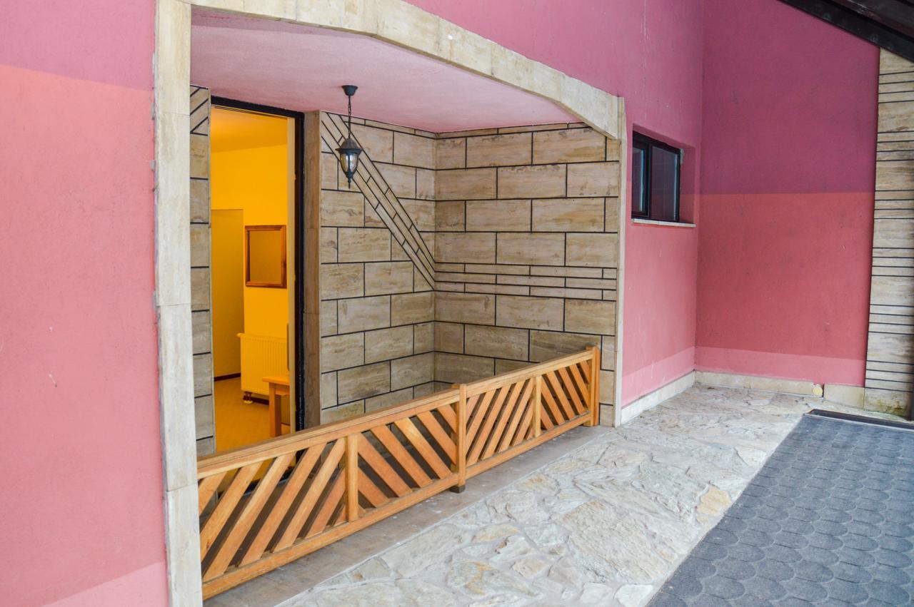 Motel Stecak Jajce Exteriör bild