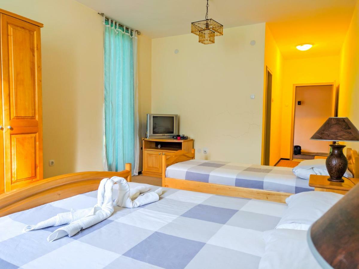 Motel Stecak Jajce Exteriör bild