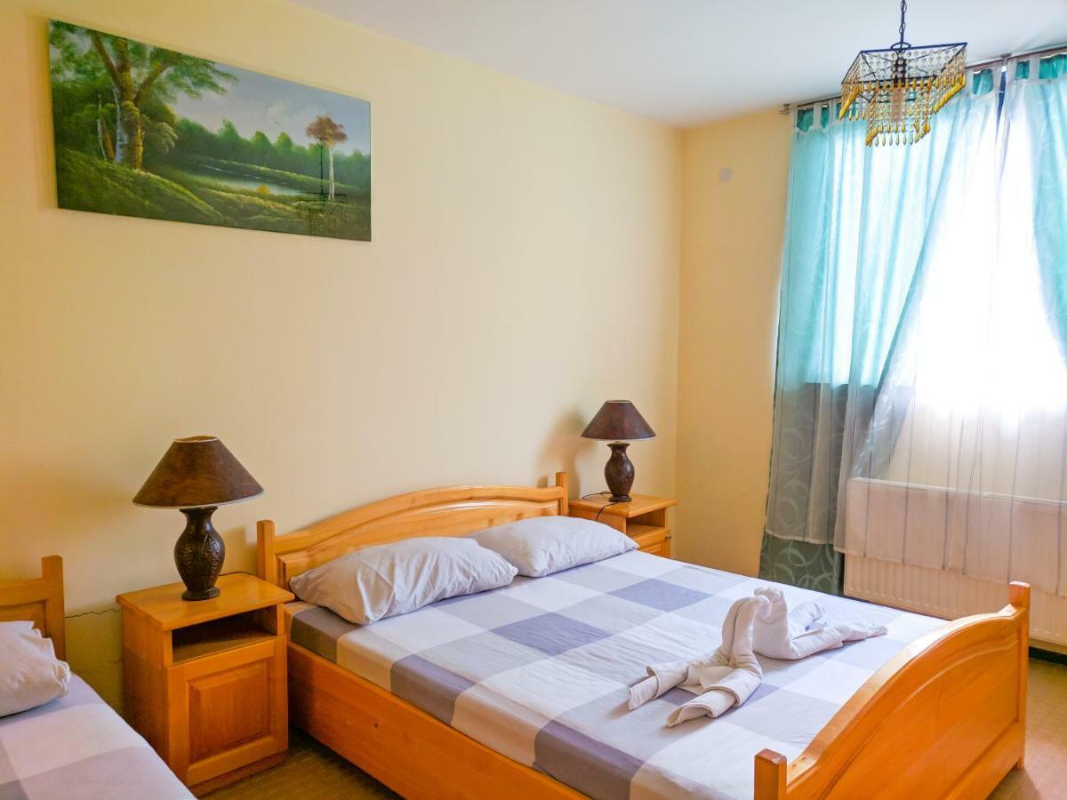 Motel Stecak Jajce Exteriör bild
